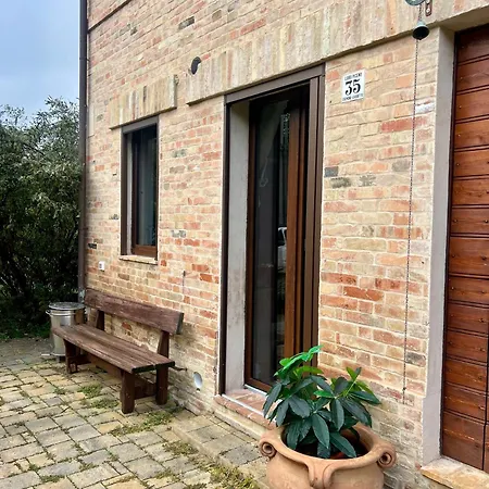 Tenuta Gran Bosco Hytte Loro Piceno